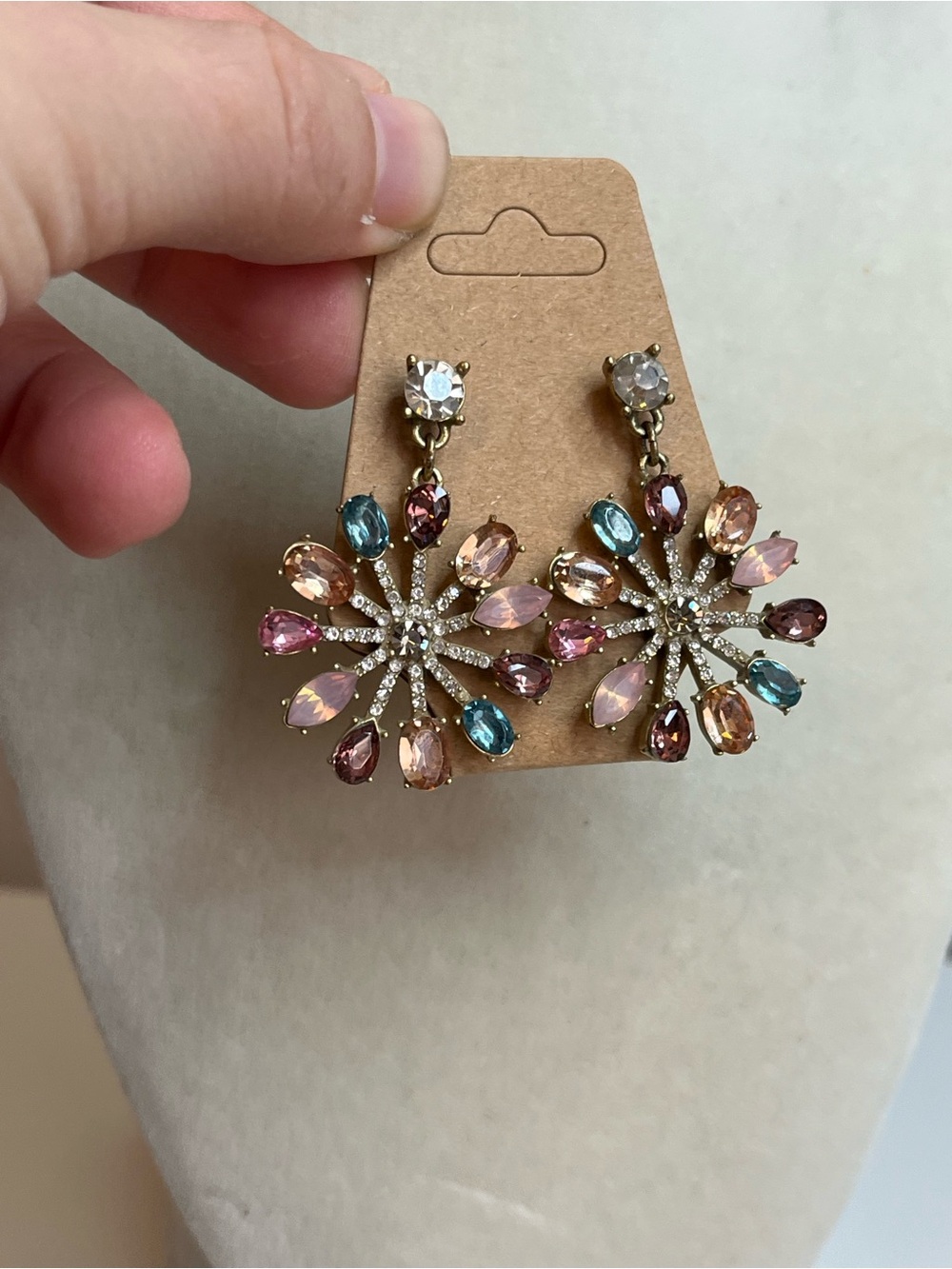 Rhinestone starburst multicolor gold tone dangle earrings 1.5 inch